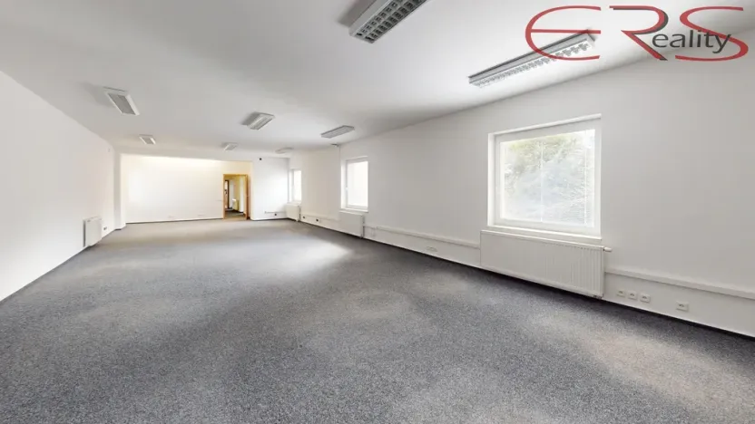 Pronájem kanceláře, Mladá Boleslav - Mladá Boleslav IV, 1800 m2
