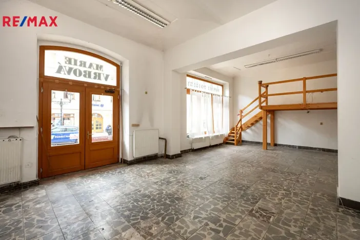 Pronájem obchodního prostoru, Písek, Chelčického, 183 m2