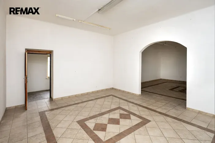 Pronájem obchodního prostoru, Písek, Chelčického, 183 m2