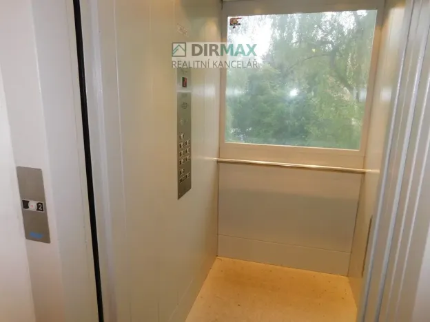 Pronájem bytu 1+1, Plzeň, Malesická, 43 m2