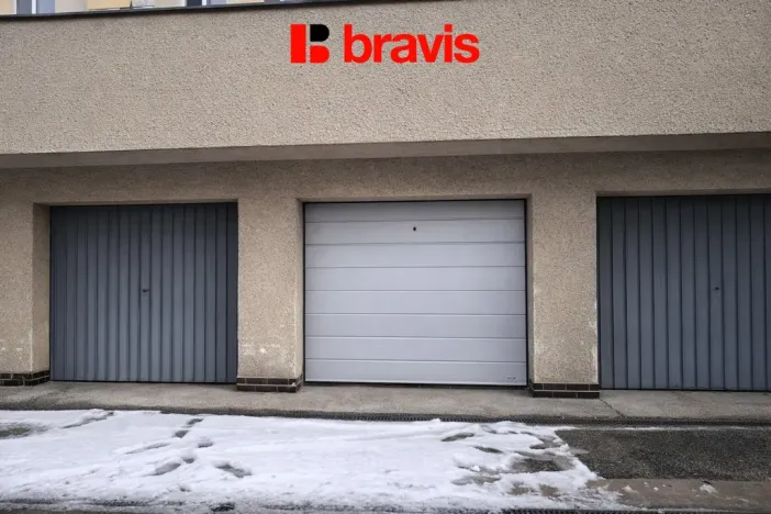 Pronájem garáže, Brno, Musorgského, 20 m2