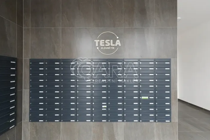 Pronájem bytu 1+kk, Praha, Poděbradská, 31 m2