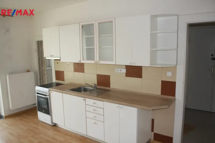 Pronájem bytu 1+1, Strakonice - Strakonice II, Komenského, 52 m2