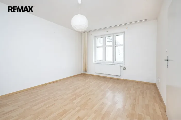 Pronájem bytu 1+1, Strakonice - Strakonice II, Komenského, 52 m2