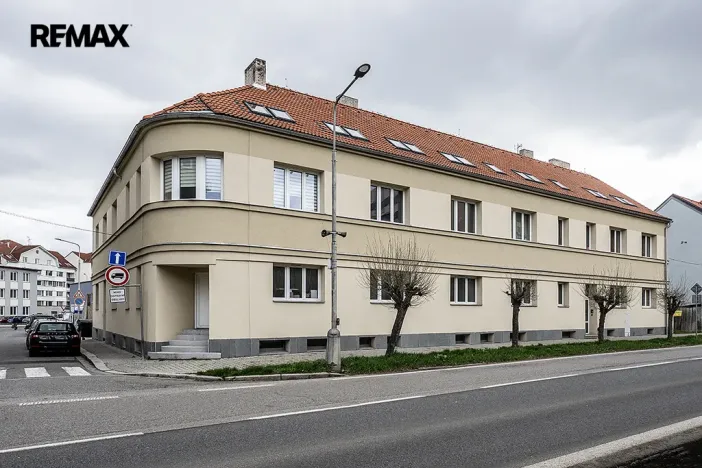 Pronájem bytu 1+1, Strakonice - Strakonice II, Komenského, 52 m2