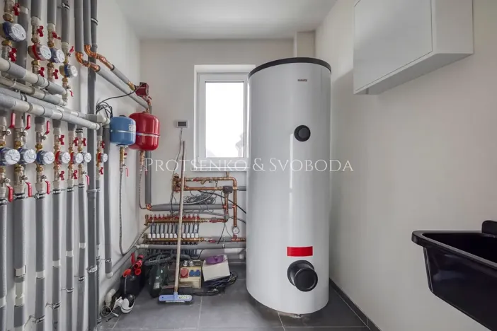 Prodej ubytování, Frymburk, 218 m2