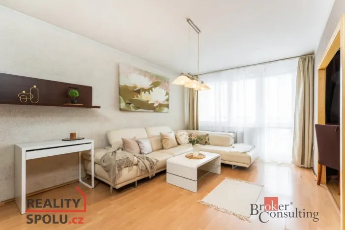 Prodej bytu 3+1, Pardubice - Polabiny, Bělehradská, 78 m2