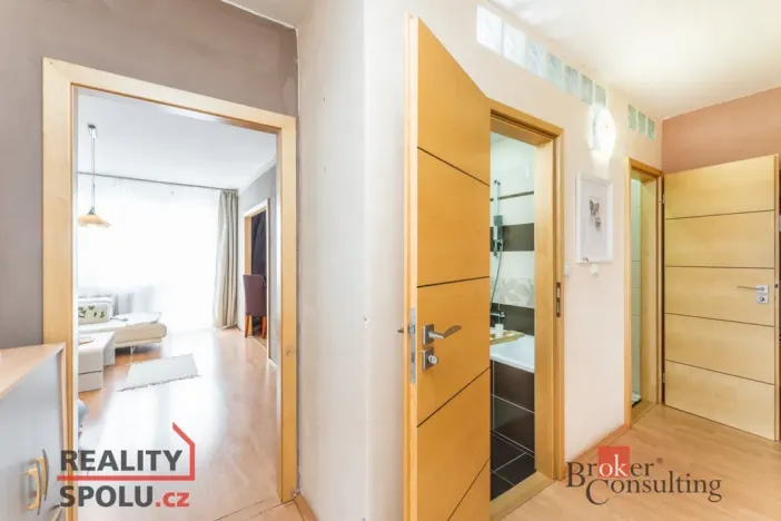 Prodej bytu 3+1, Pardubice - Polabiny, Bělehradská, 78 m2