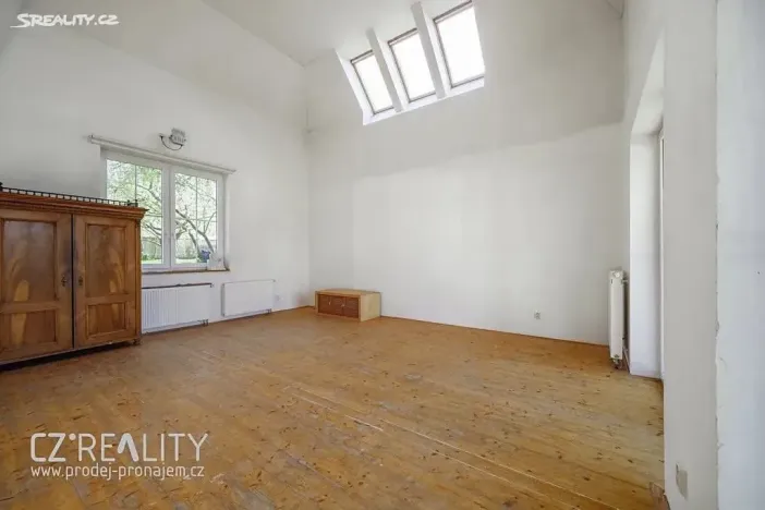 Prodej vily, Praha - Lipence, Na Bambouzku, 300 m2