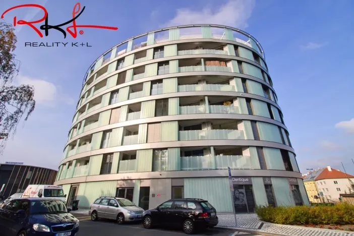 Pronájem bytu 2+kk, Praha, Hodonínská, 55 m2