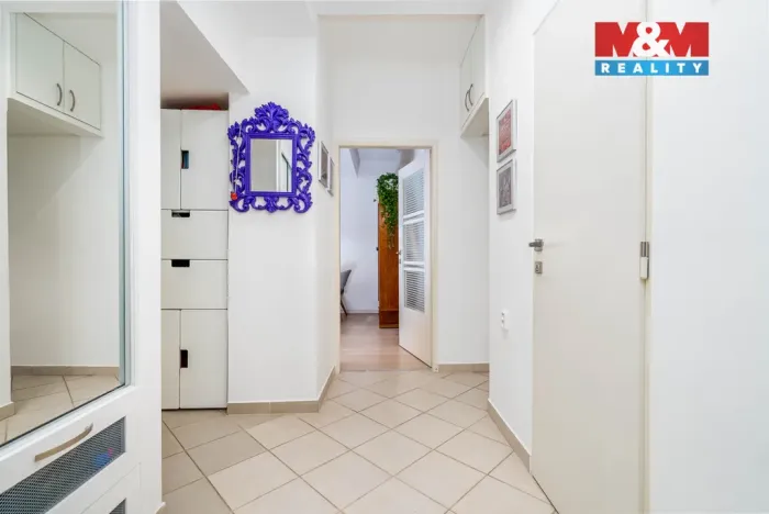 Prodej bytu 3+1, Praha - Vršovice, náměstí Svatopluka Čecha, 74 m2