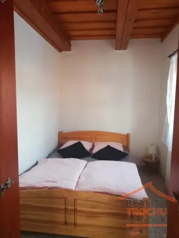 Prodej rodinného domu, Nová Paka - Podlevín, 185 m2