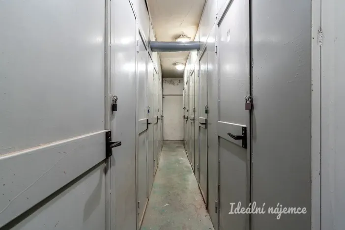 Pronájem bytu 3+kk, Praha, Aubrechtové, 69 m2