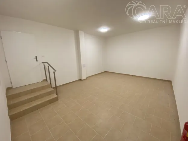 Pronájem bytu 3+1, Ivanovice na Hané - Chvalkovice na Hané, 69 m2