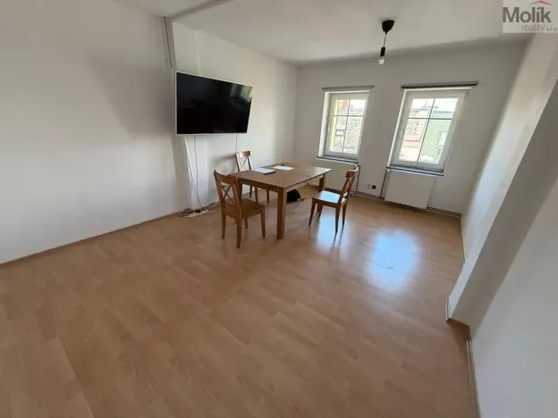 Prodej bytu 4+1, Chomutov, Školní, 112 m2