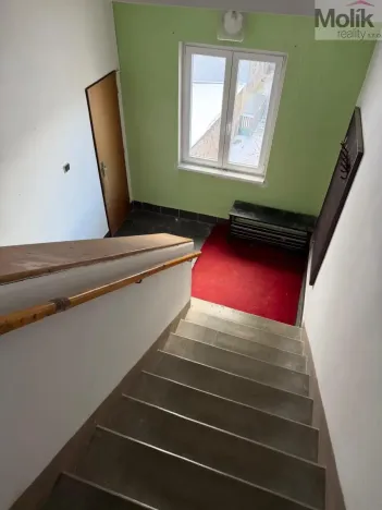 Prodej bytu 4+1, Chomutov, Školní, 112 m2