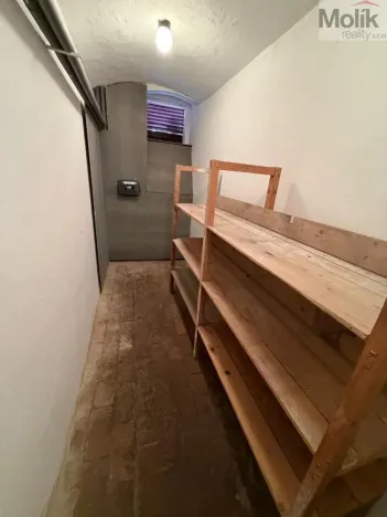 Prodej bytu 4+1, Chomutov, Školní, 112 m2