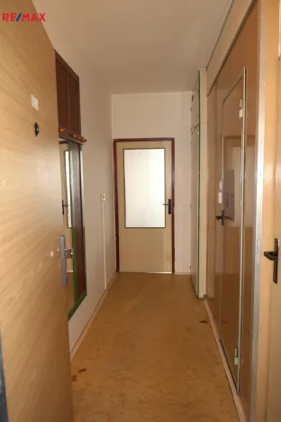 Pronájem bytu 1+kk, Hradec Králové - Nový Hradec Králové, Brožíkova, 35 m2