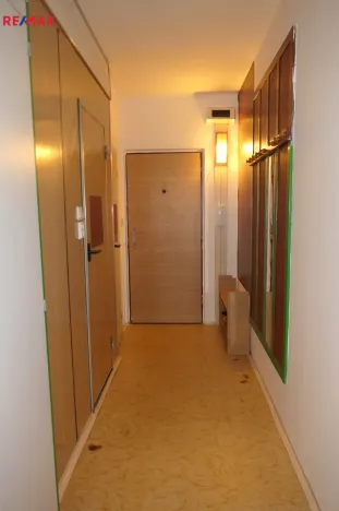 Pronájem bytu 1+kk, Hradec Králové - Nový Hradec Králové, Brožíkova, 35 m2