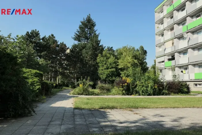 Pronájem bytu 1+kk, Hradec Králové - Nový Hradec Králové, Brožíkova, 35 m2