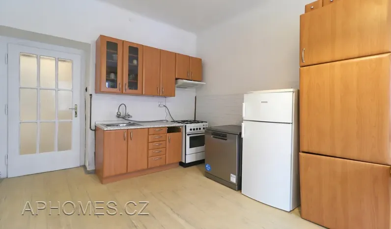 Pronájem bytu 2+kk, Praha - Karlín, Šaldova, 50 m2