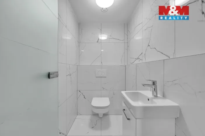 Pronájem bytu 2+kk, Pardubice - Zelené Předměstí, nábřeží Závodu míru, 79 m2