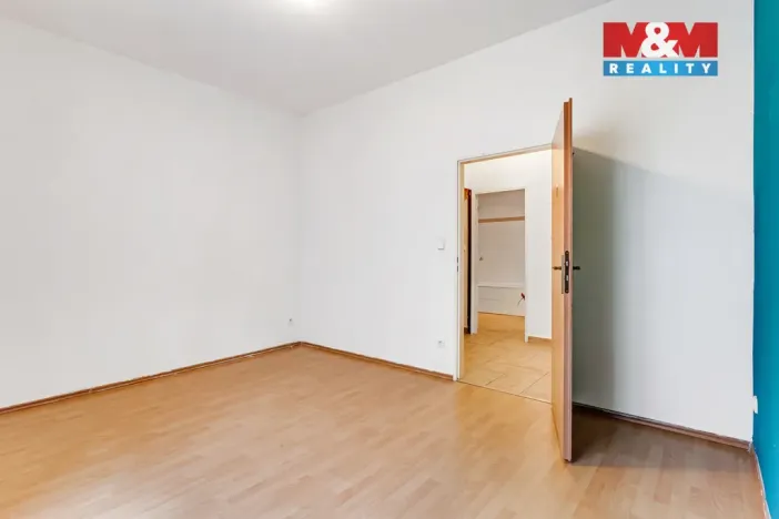 Prodej bytu 2+kk, Hostomice, Tyršovo náměstí, 61 m2
