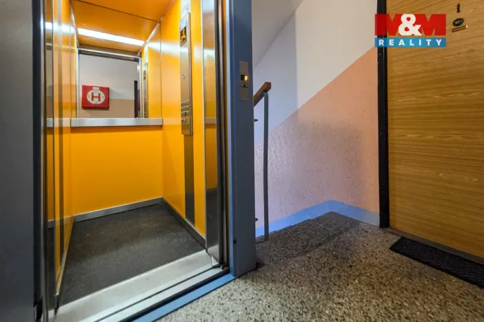 Prodej bytu 2+1, Karlovy Vary - Rybáře, Konečná, 55 m2