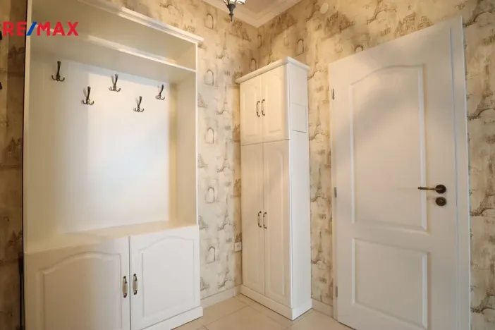 Prodej bytu 2+kk, Karlovy Vary, T. G. Masaryka, 76 m2