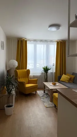 Pronájem bytu 1+1, Nové Strašecí, Křivoklátská, 38 m2