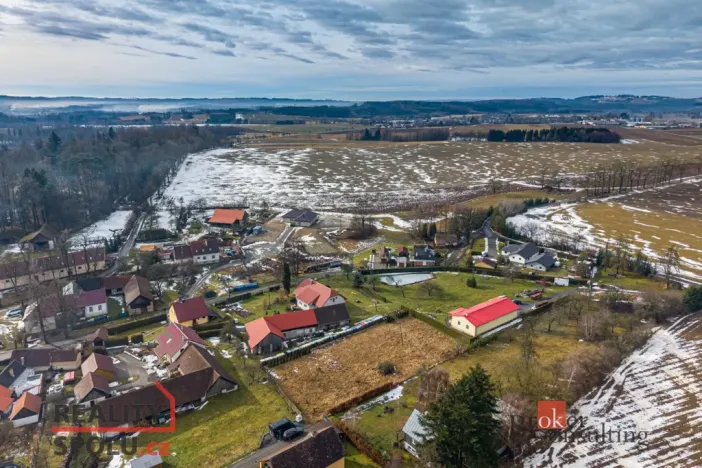 Prodej pozemku pro bydlení, Moravec, 939 m2