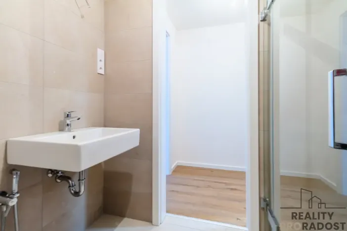 Prodej bytu 1+kk, Kladno, Ke křížku, 30 m2