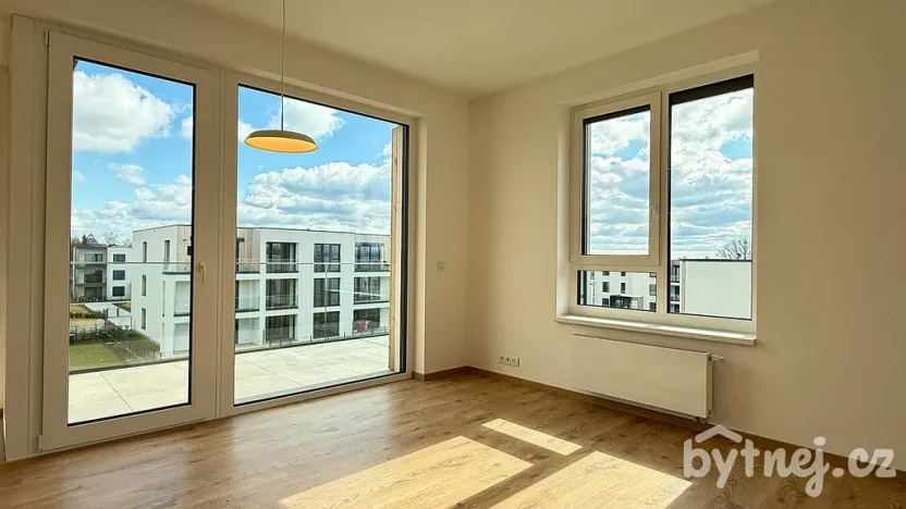 Pronájem bytu 2+kk, Olomouc - Nová Ulice, Milana Ticháka, 42 m2