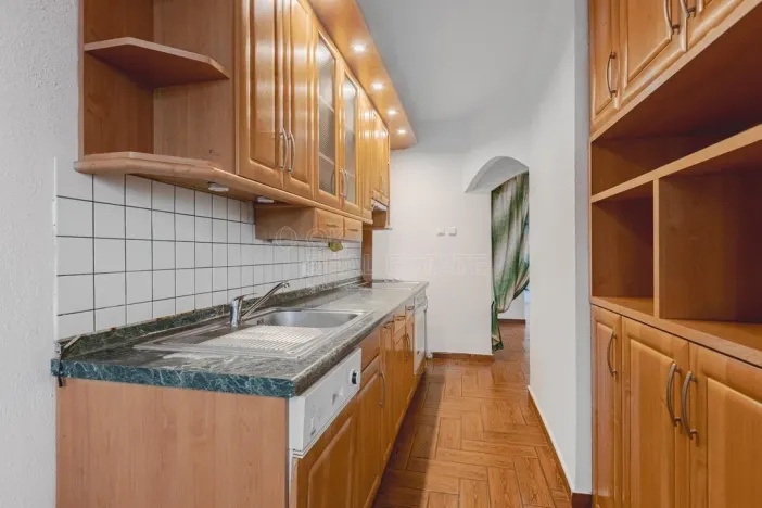 Pronájem bytu 2+1, Praha - Bohnice, Gdaňská, 58 m2