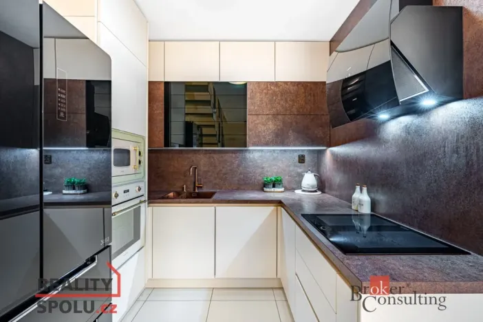 Prodej bytu 3+1, Polerady, 94 m2