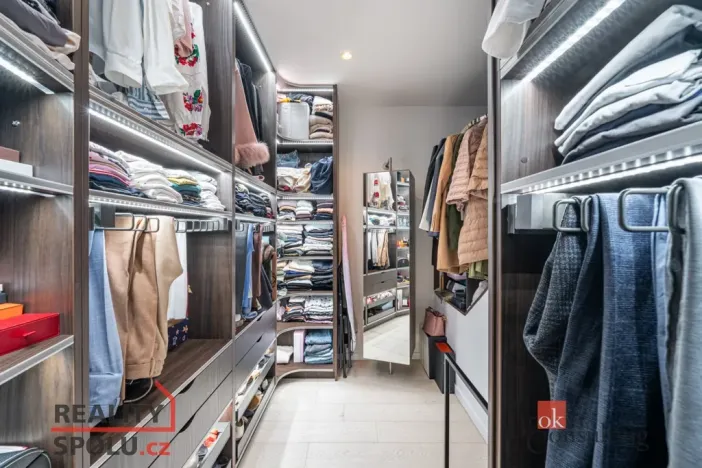 Prodej bytu 3+1, Polerady, 94 m2