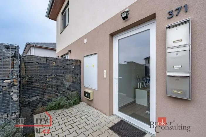 Prodej rodinného domu, Polerady, 94 m2