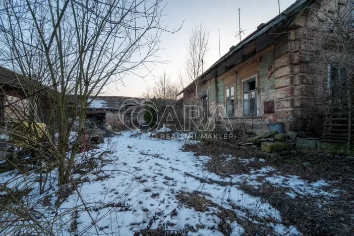 Prodej rodinného domu, Hořiněves - Želkovice, 441 m2