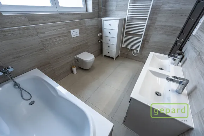 Prodej rodinného domu, Káraný, Masarykova, 123 m2