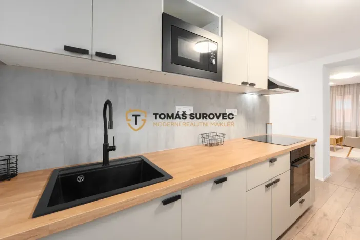 Prodej bytu 2+1, Vsetín, Josefa Sousedíka, 59 m2