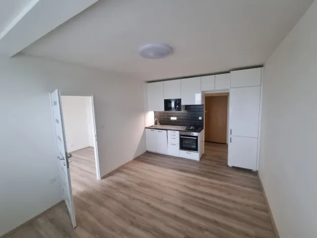 Pronájem bytu 2+kk, Praha - Krč, V Štíhlách, 36 m2