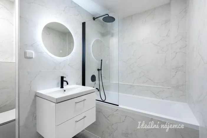 Pronájem bytu 2+kk, Praha - Krč, V Štíhlách, 36 m2