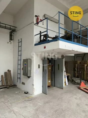 Pronájem výrobních prostor, Oskava, 950 m2