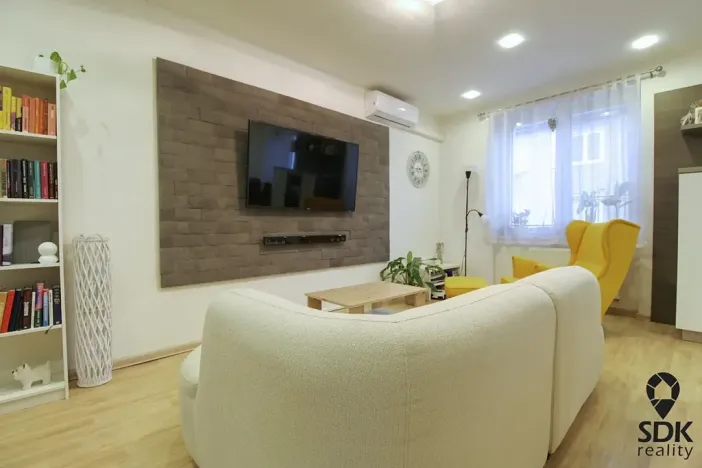 Prodej bytu 2+kk, Břeclav, Dělnická, 51 m2