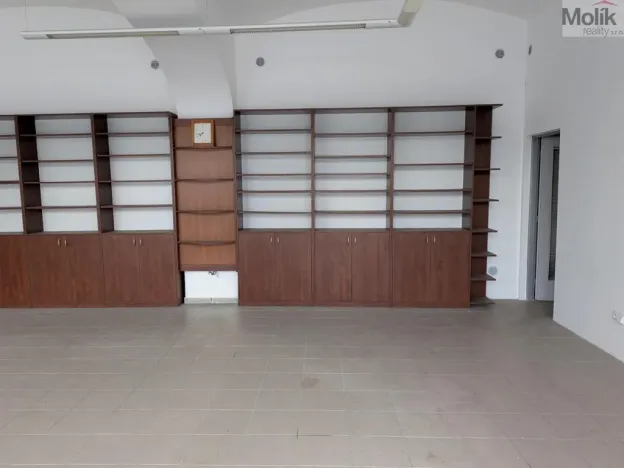 Pronájem výrobních prostor, Teplice, Pražská, 651 m2