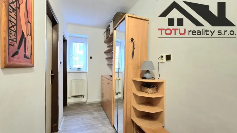 Prodej bytu 2+1, Jaroměř, Knappova, 63 m2