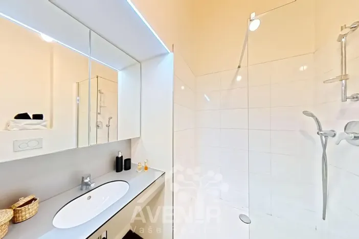 Pronájem bytu 1+kk, Zlín, J. A. Bati, 41 m2