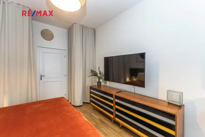 Pronájem bytu 3+kk, Praha - Žižkov, Milíčova, 75 m2