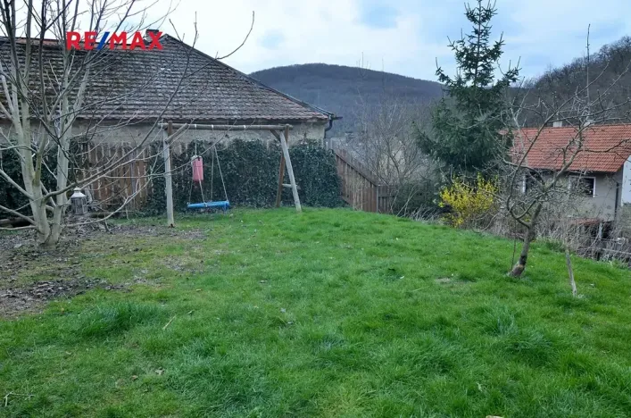 Prodej rodinného domu, Srbsko, Nad Kapličkou, 131 m2