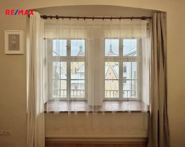 Pronájem bytu 1+1, Praha - Staré Město, Anežská, 39 m2